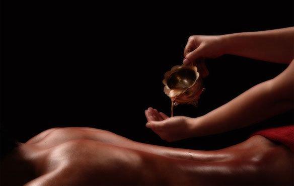 Massage Tantrique : Massages naturistes